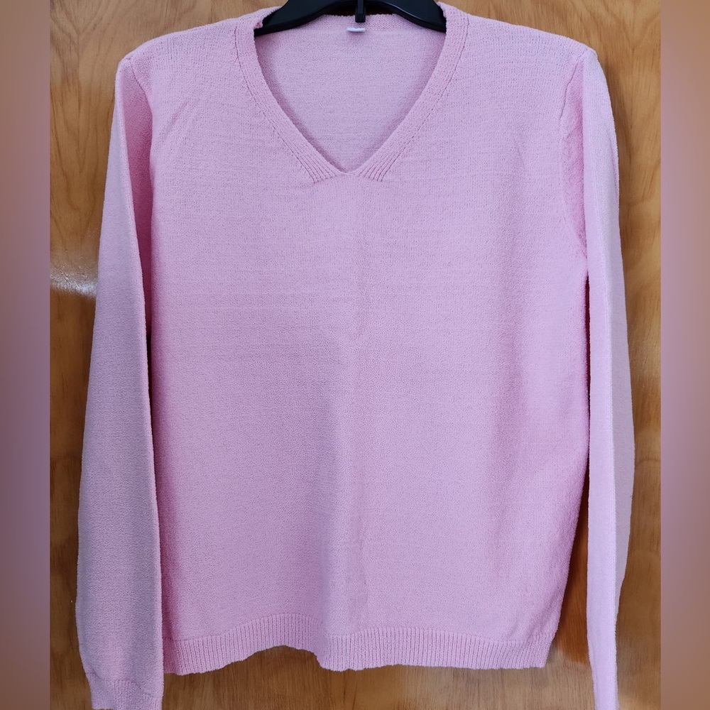 NEW Pink V-Neck Women's Sweater